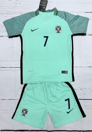 Ronaldo retro portugal jersey - ronaldo,